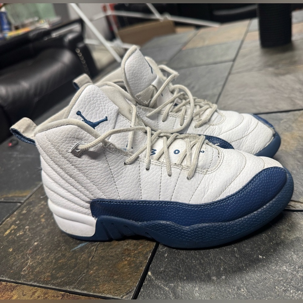 Jordan Retro 12s SIZE 2 - Picture 4 of 5